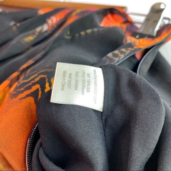 SOLD Revolve Black/multi Skirt size Medium - Picture 5 of 9